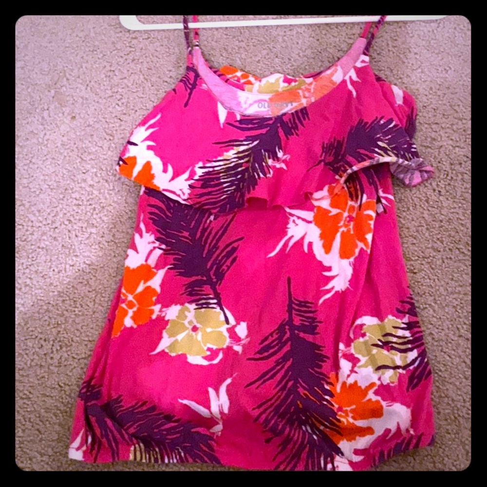 Old navy Hawaiian print ruffled top.